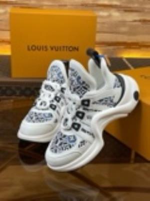 wholesale quality women louis vuitton shoes model no. 530